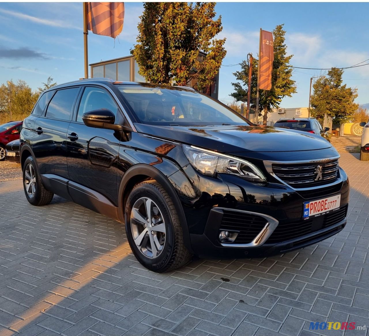2018' Peugeot 5008 photo #1
