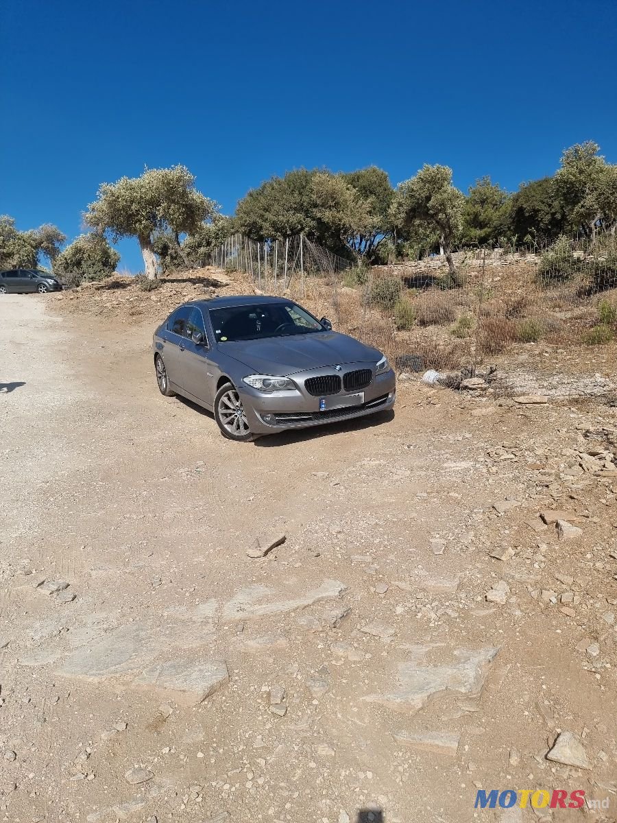 2012' BMW 5 Series photo #5