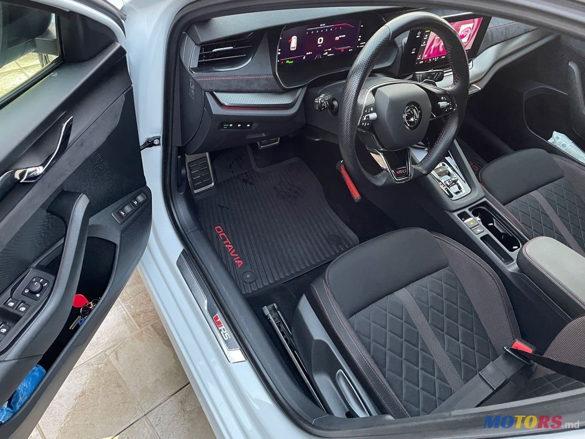 2021' Skoda Octavia Rs photo #6