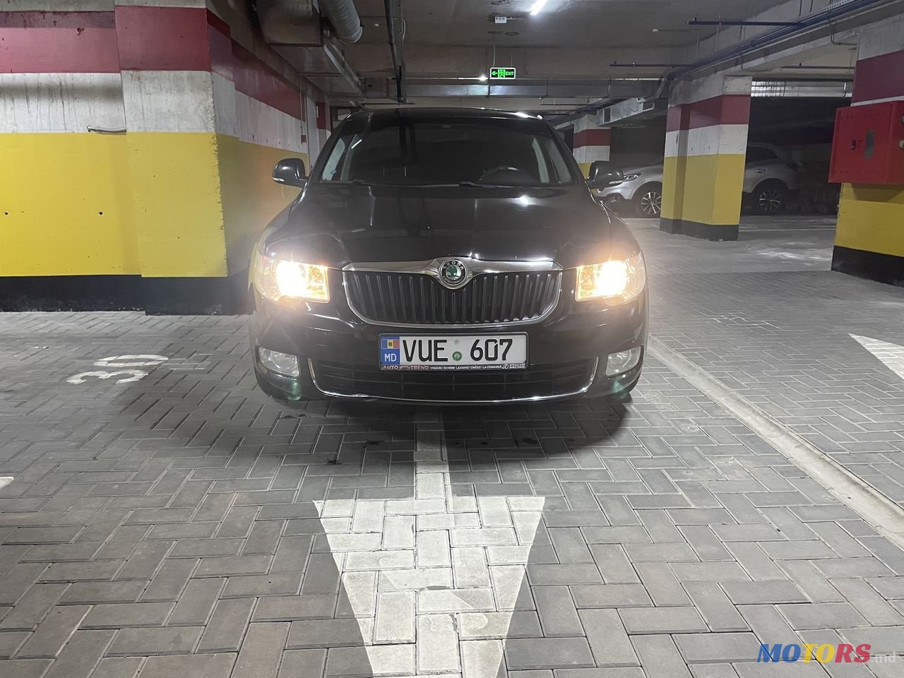 2012' Skoda Superb photo #2