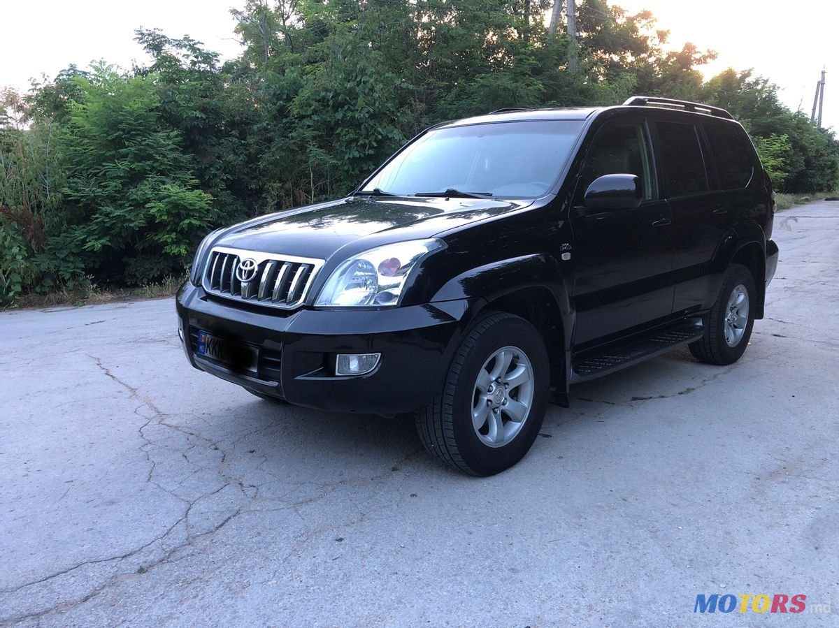 2009' Toyota Land Cruiser Prado photo #1