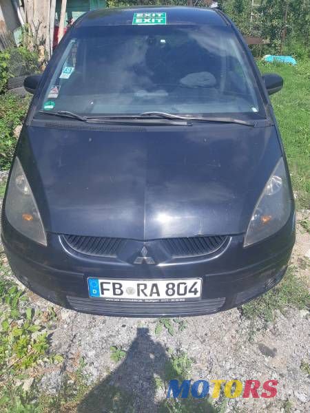 2008' Mitsubishi Colt photo #1