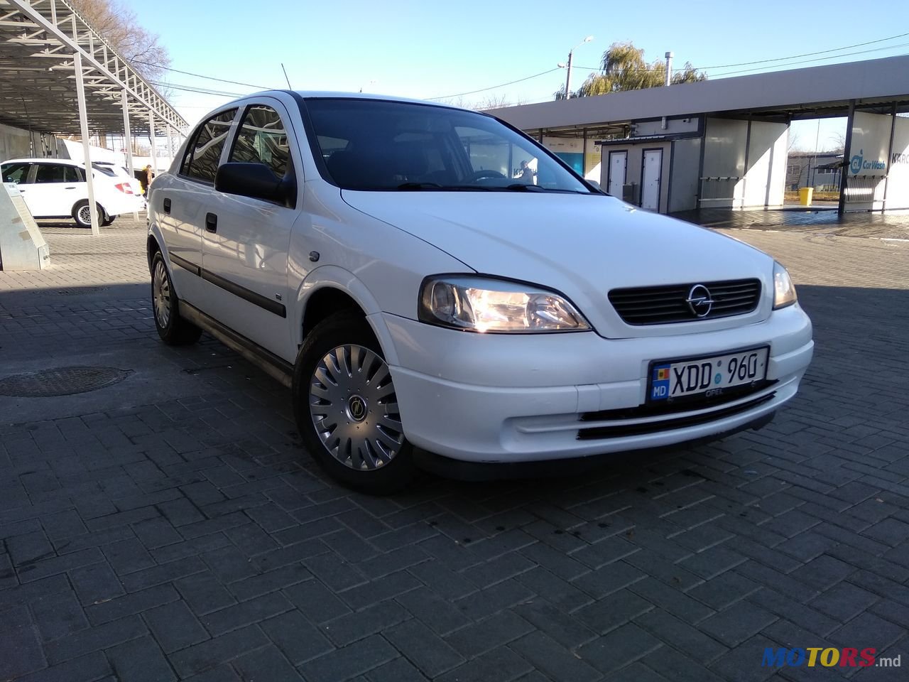 2005' Opel Astra photo #1