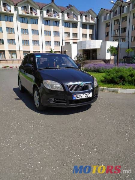 2008' Skoda Fabia photo #1