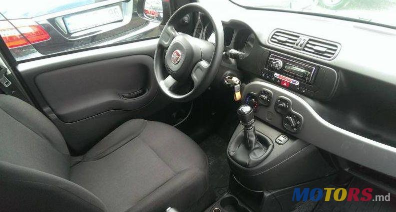 2013' Fiat Panda photo #2
