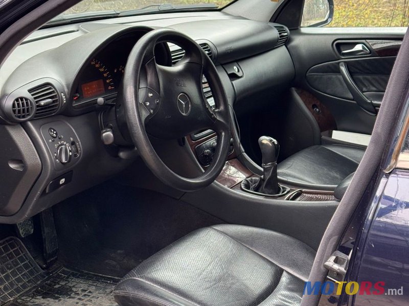 2000' Mercedes-Benz C-Class photo #3