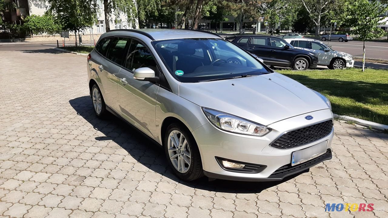 2017' Ford Focus photo #3
