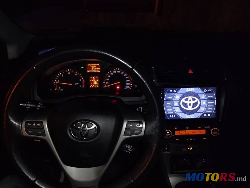 2010' Toyota Avensis photo #3