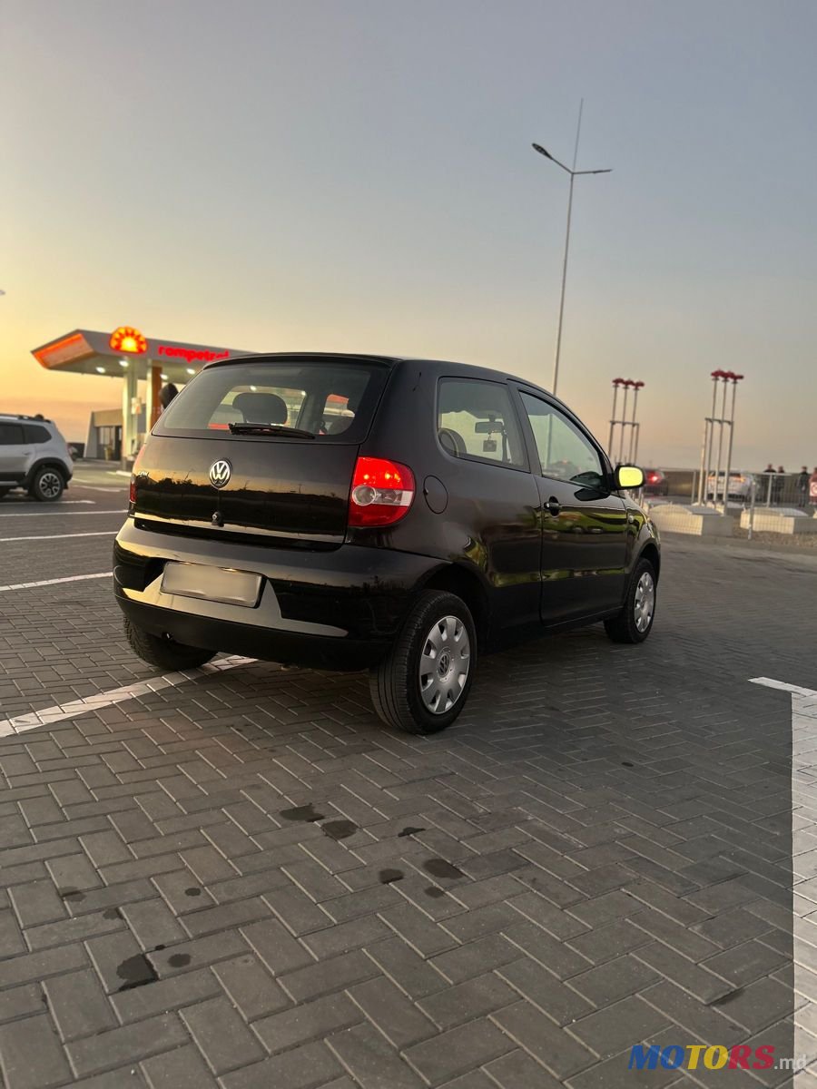 2007' Volkswagen Fox photo #5