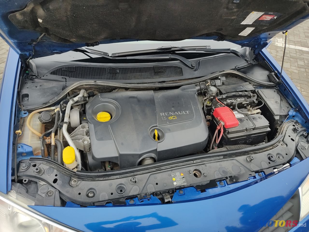 2008' Renault Megane photo #6