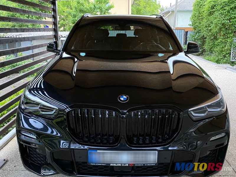 2020' BMW X5 photo #2