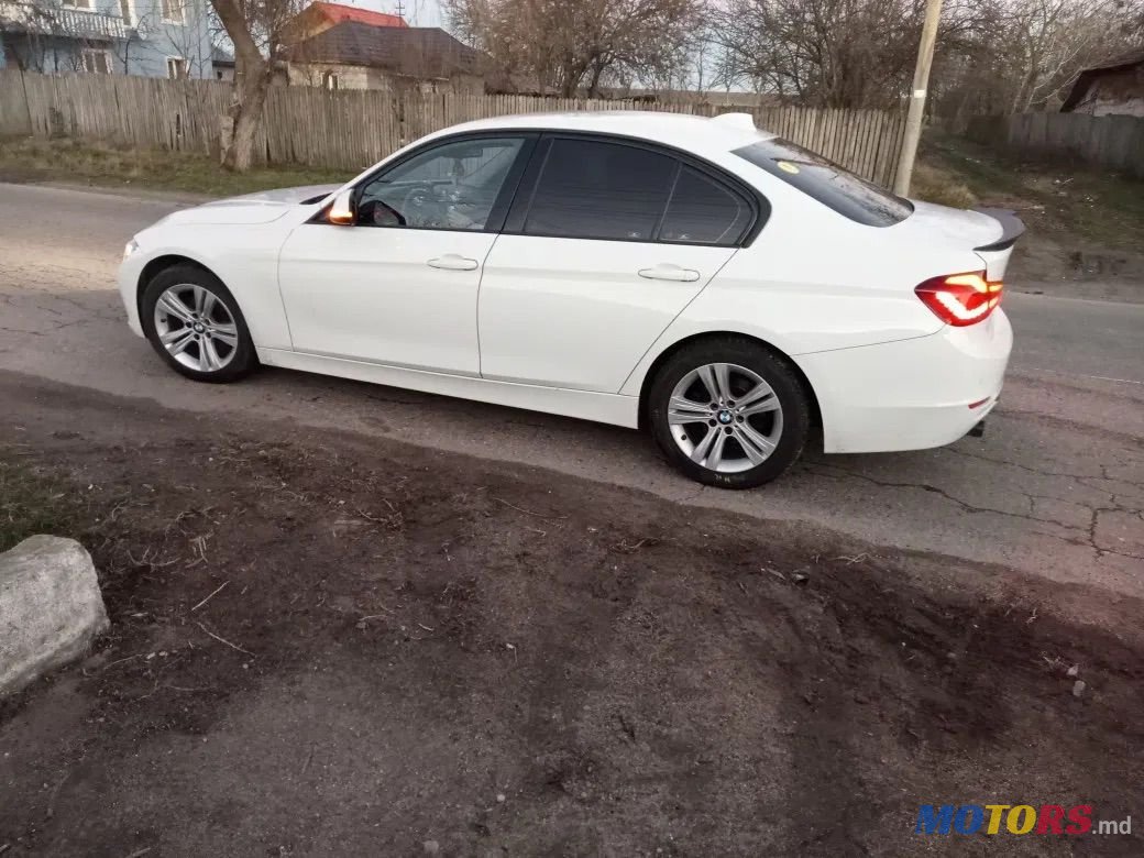 2016' BMW 3 Series photo #1
