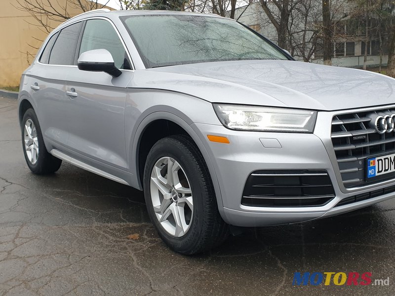 2019' Audi Q5 45 photo #6