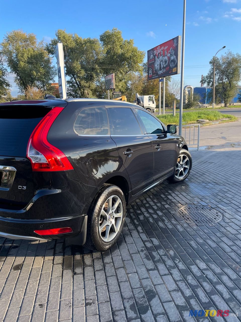 2016' Volvo XC60 photo #2