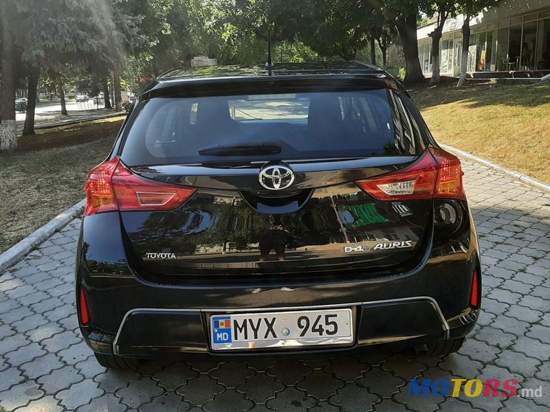 2014' Toyota Auris photo #6