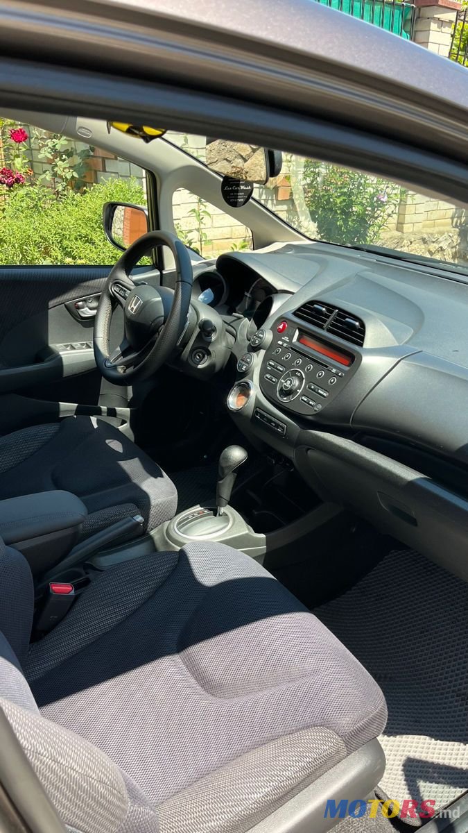 2013' Honda Jazz photo #5