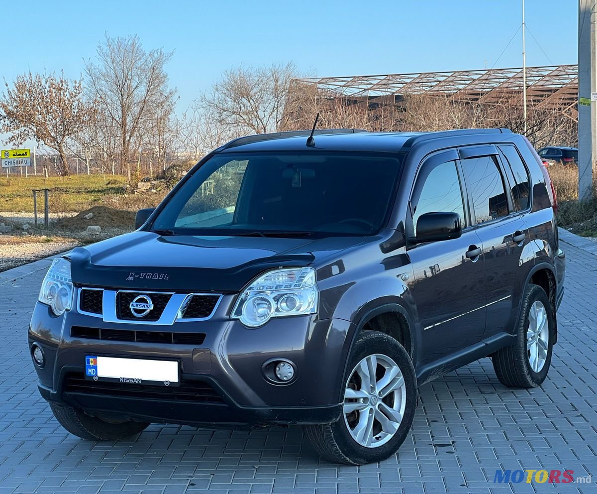 2011' Nissan X-Trail photo #1