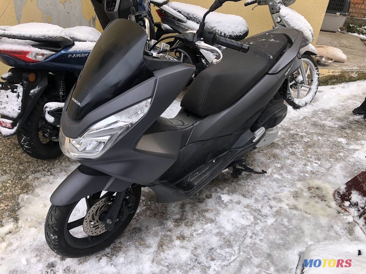 2015' Honda PCX photo #1