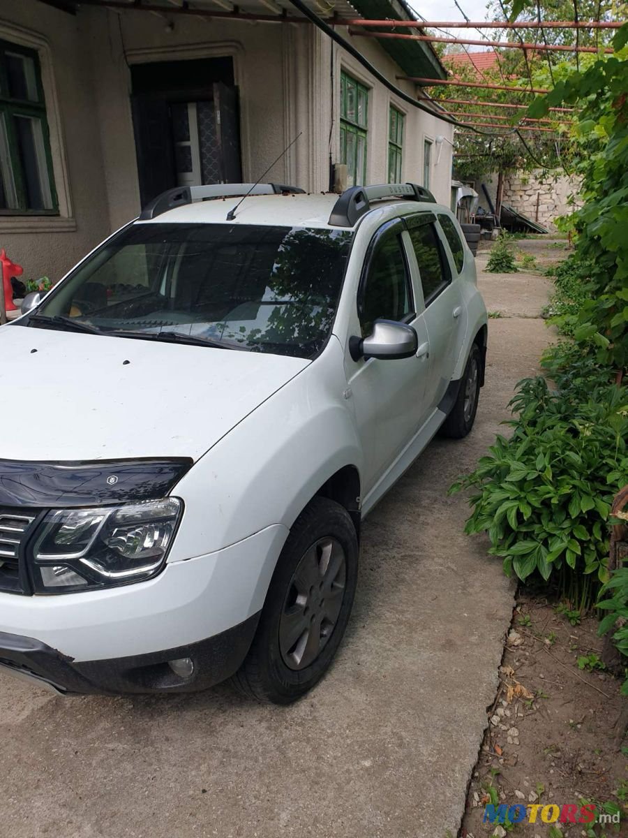 2015' Dacia Duster photo #2