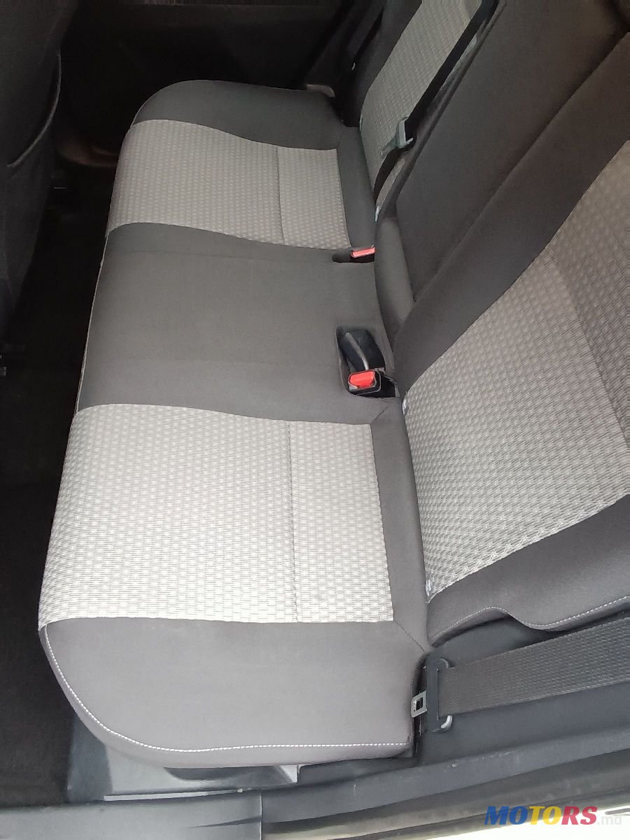 2018' Toyota Auris photo #5