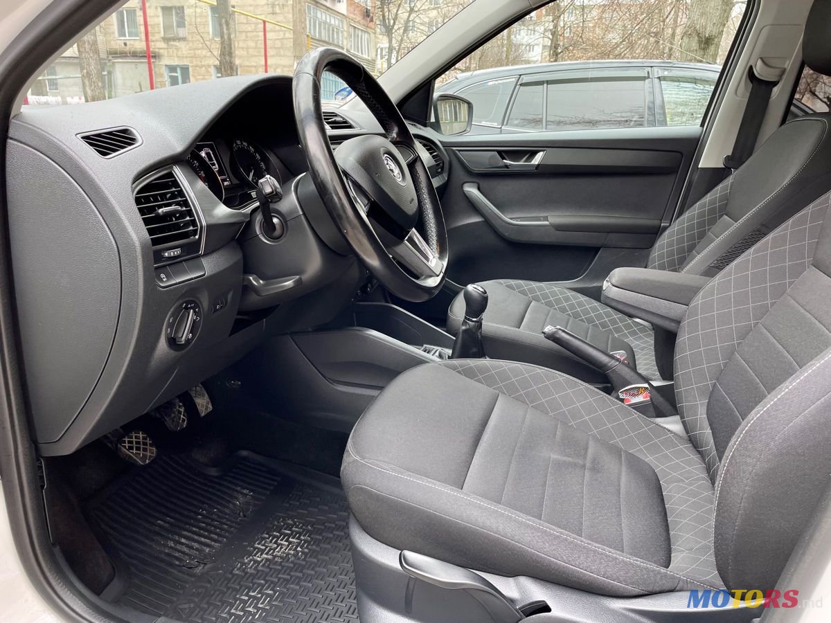 2015' Skoda Fabia photo #6