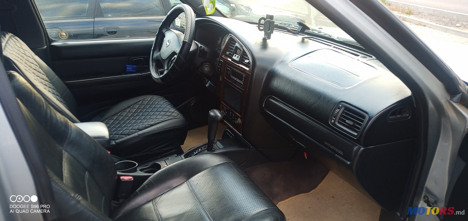 2001' Nissan R50 photo #2