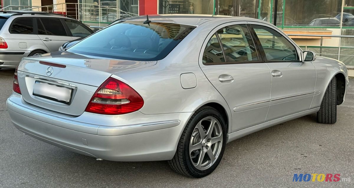2003' Mercedes-Benz E-Class photo #2
