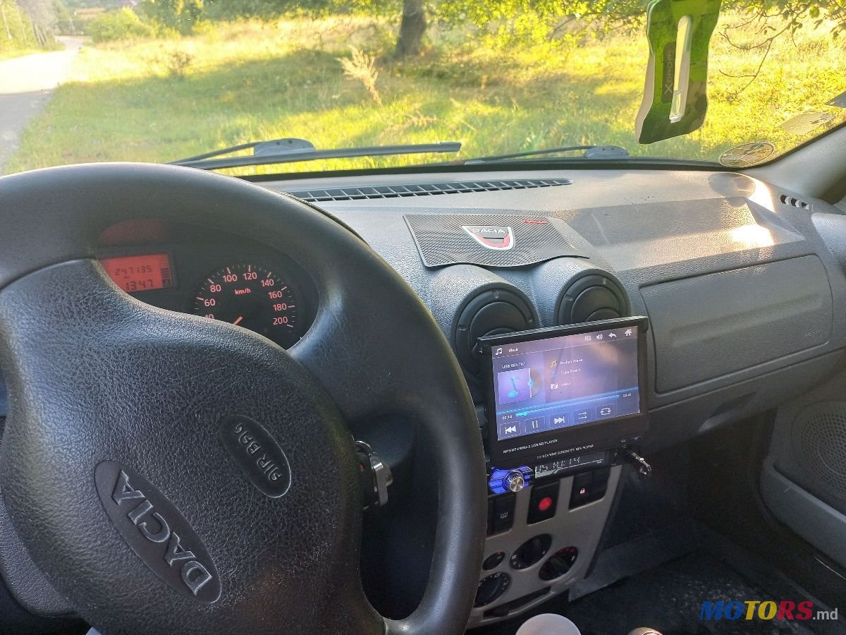 2007' Dacia Logan Mcv photo #5