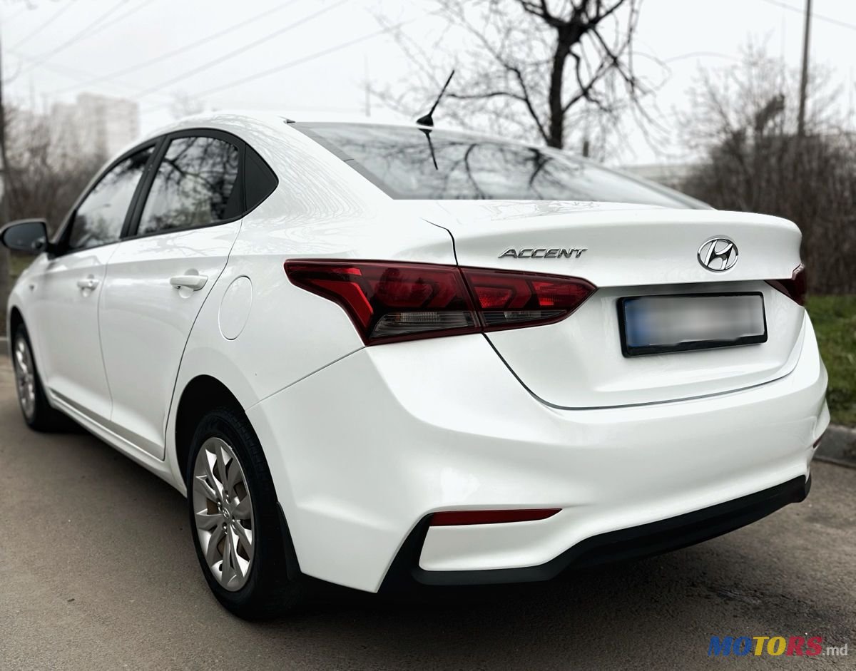 2018' Hyundai Accent photo #4