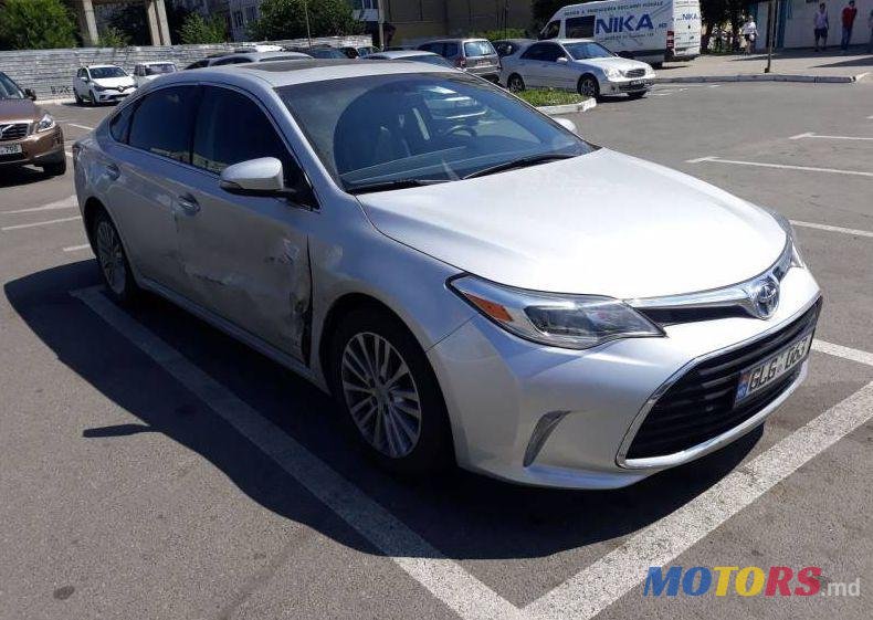 2013' Toyota Avalon photo #1