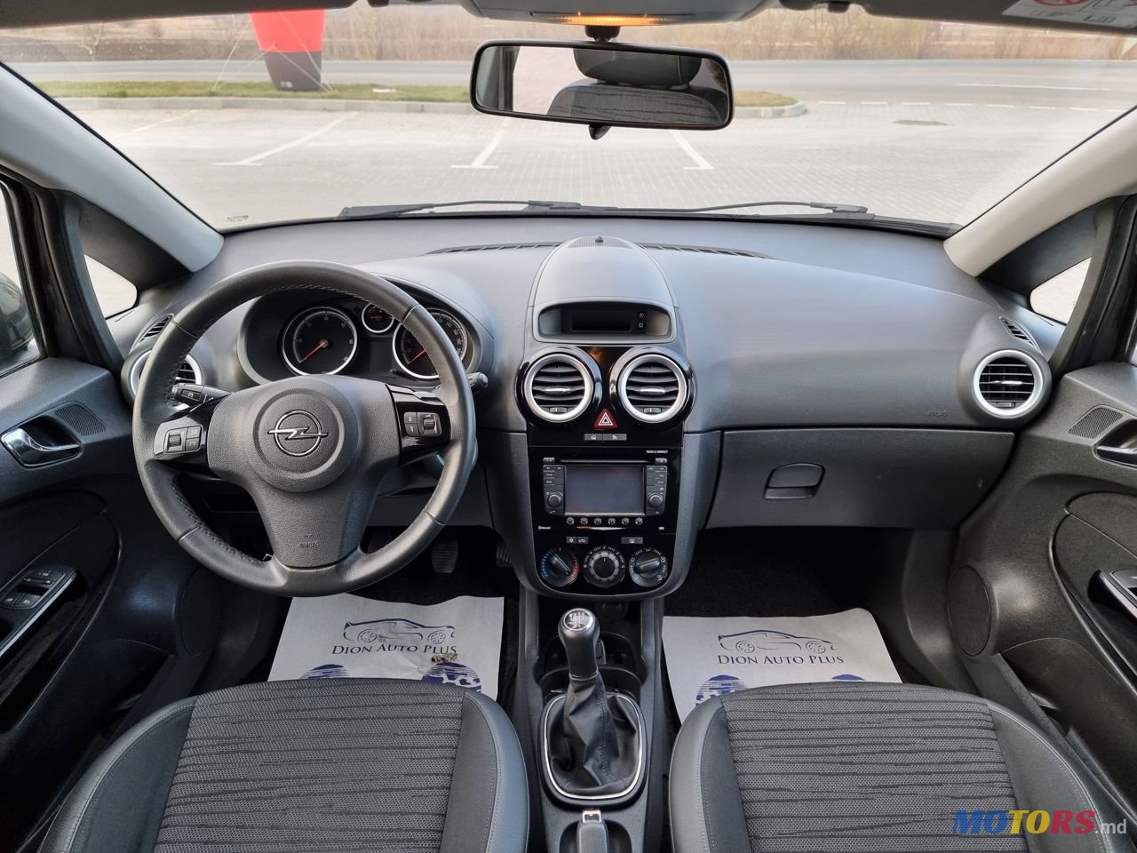 2014' Opel Corsa photo #5