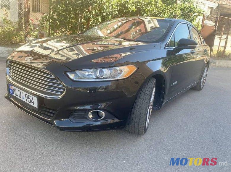 2012' Ford Fusion photo #1