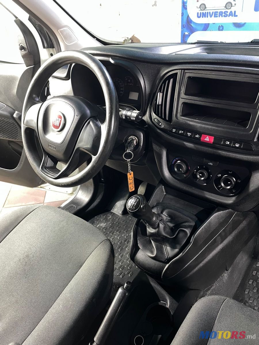 2015' Fiat Doblo photo #6