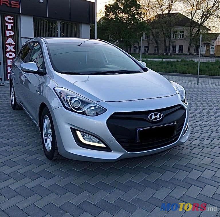 2012' Hyundai i30 photo #1