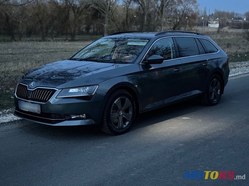 2019' Skoda Superb photo #1