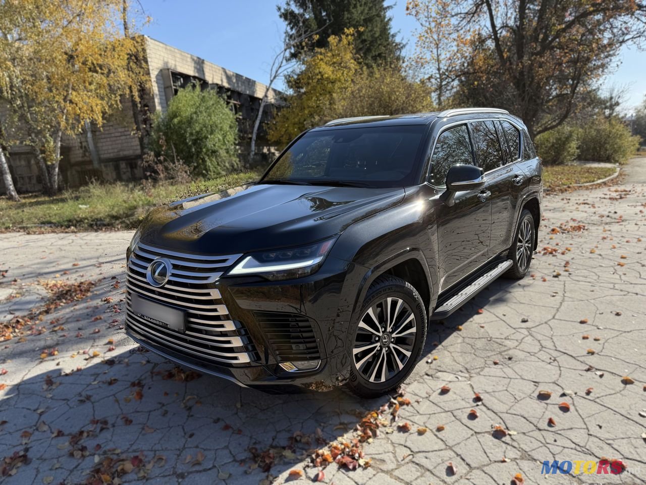 2024' Lexus Lx Series photo #4