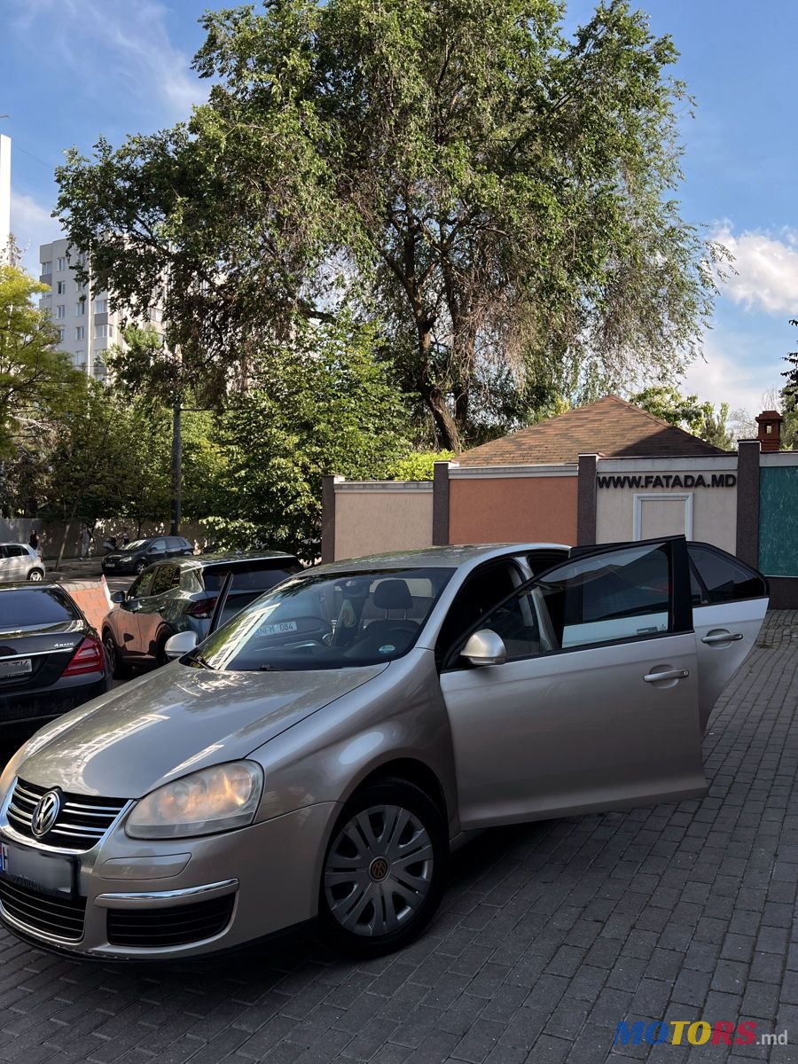 2007' Volkswagen Jetta photo #4