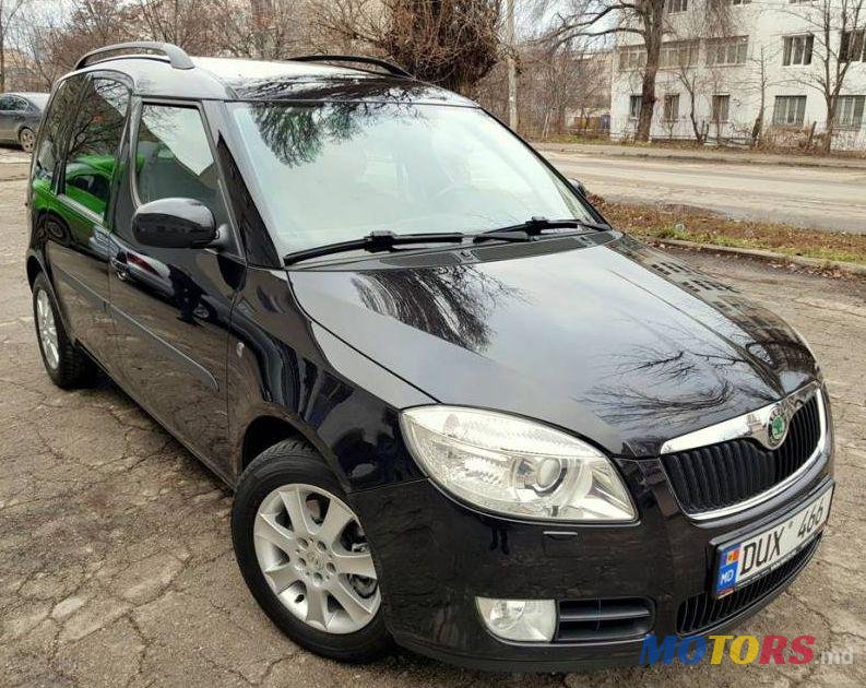 2009' Skoda Roomster photo #2