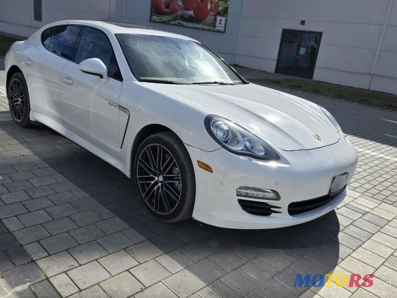 2012' Porsche Panamera photo #6