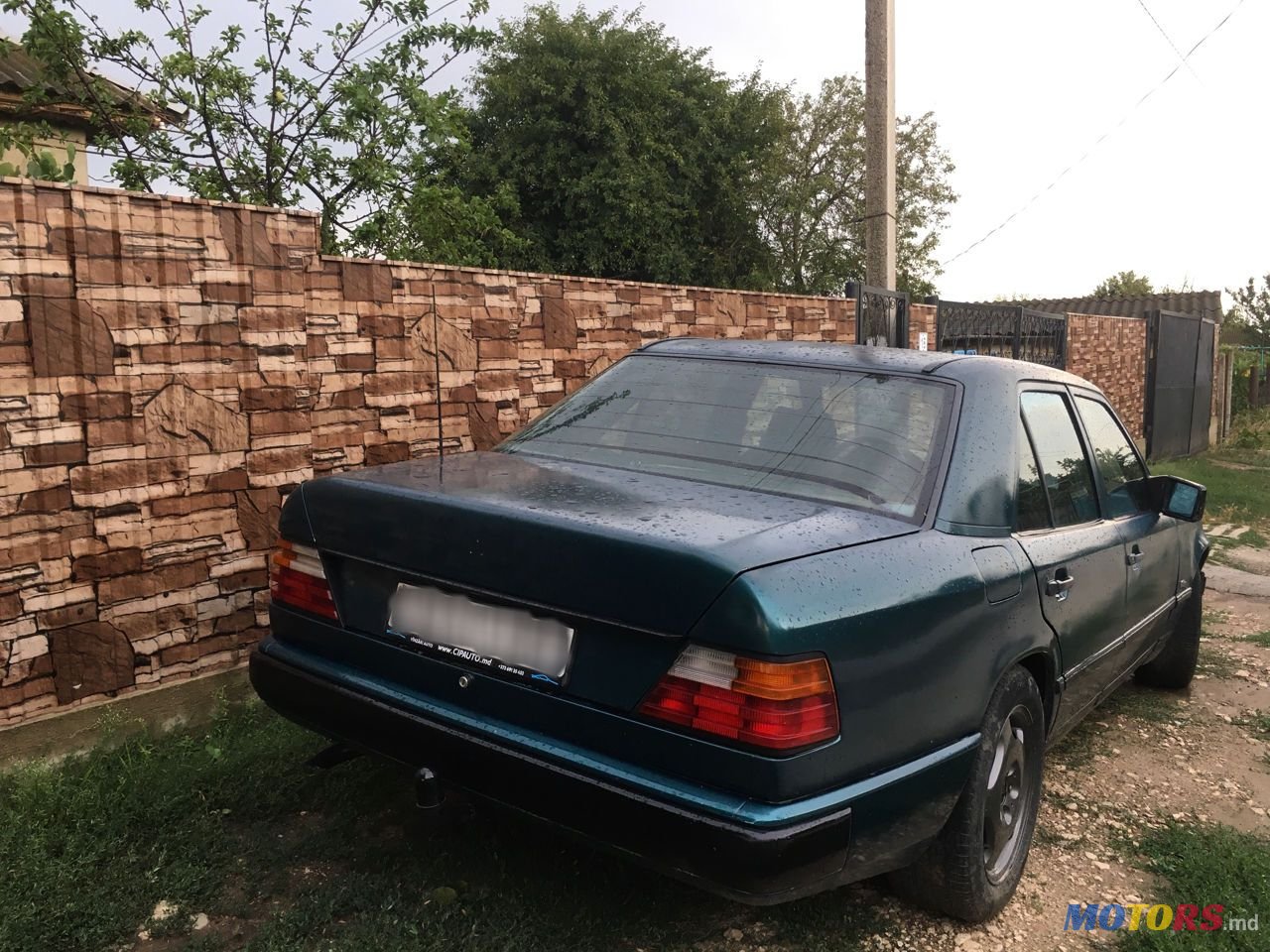 1988' Mercedes-Benz W124 photo #3