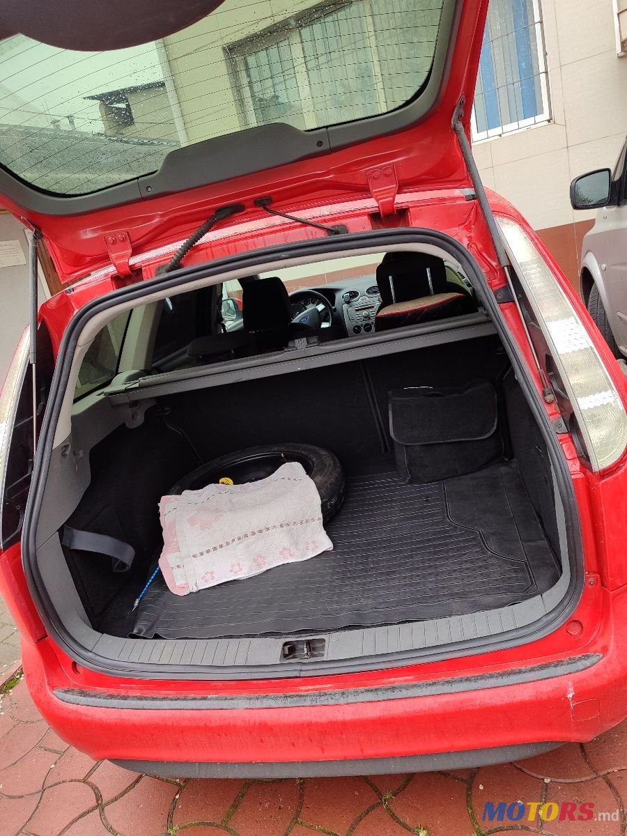 2009' Ford Focus photo #5