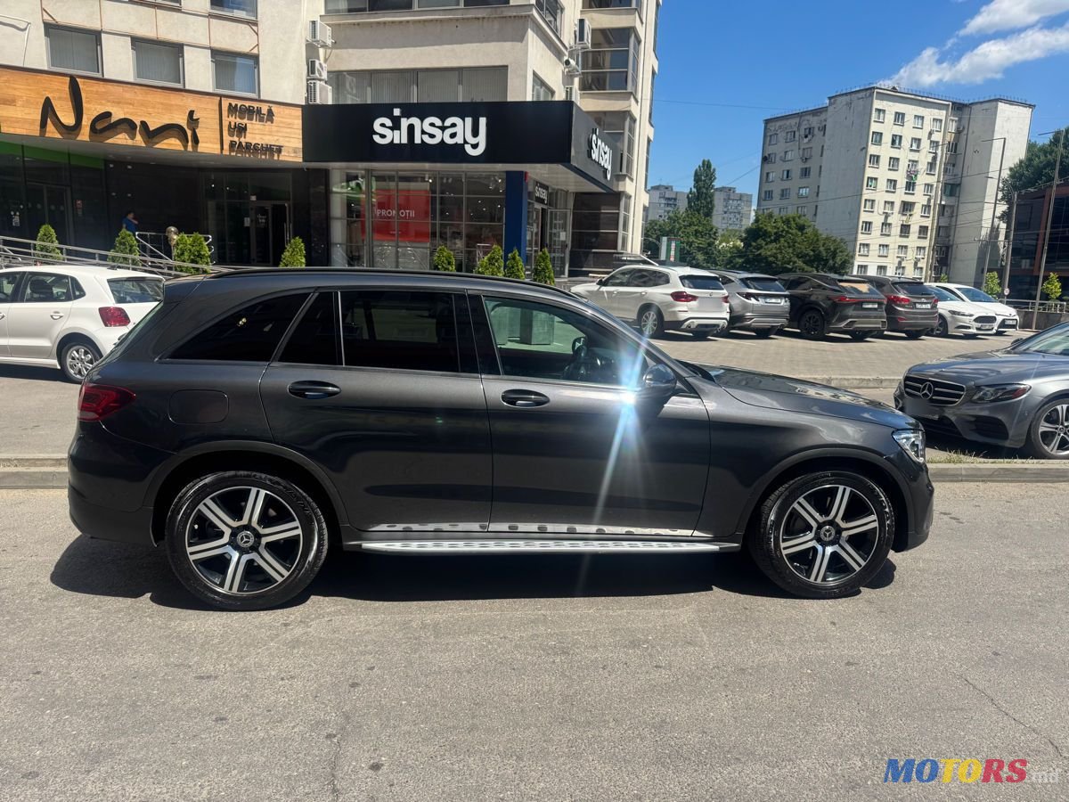 2020' Mercedes-Benz GLC photo #3