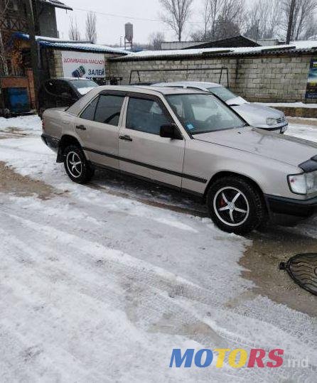 1990' Mercedes-Benz 124 photo #1