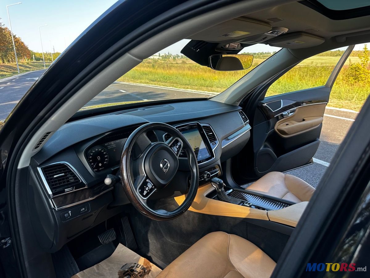 2016' Volvo XC90 photo #2