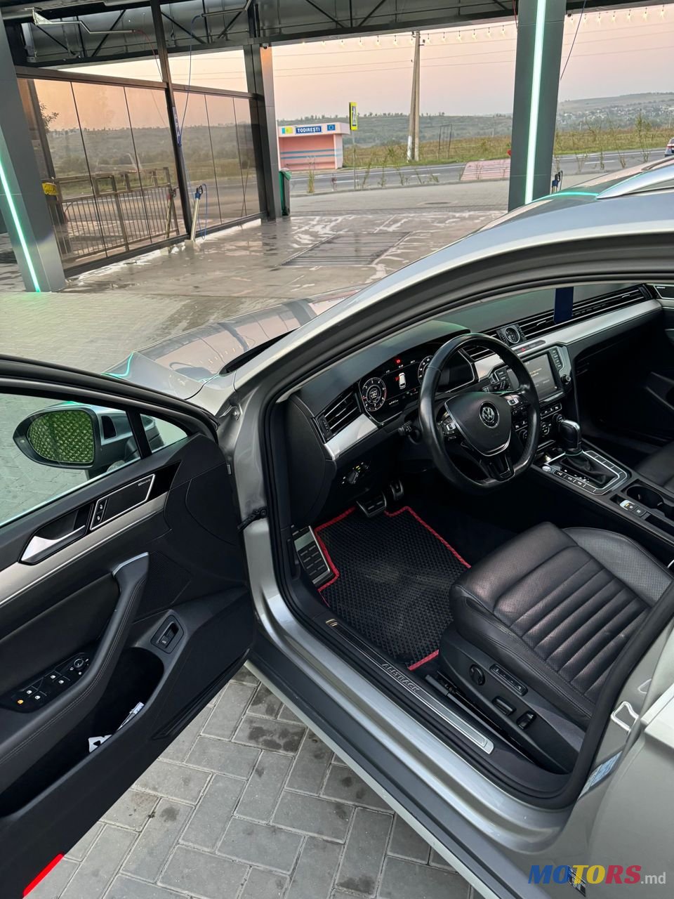 2016' Volkswagen Passat photo #6