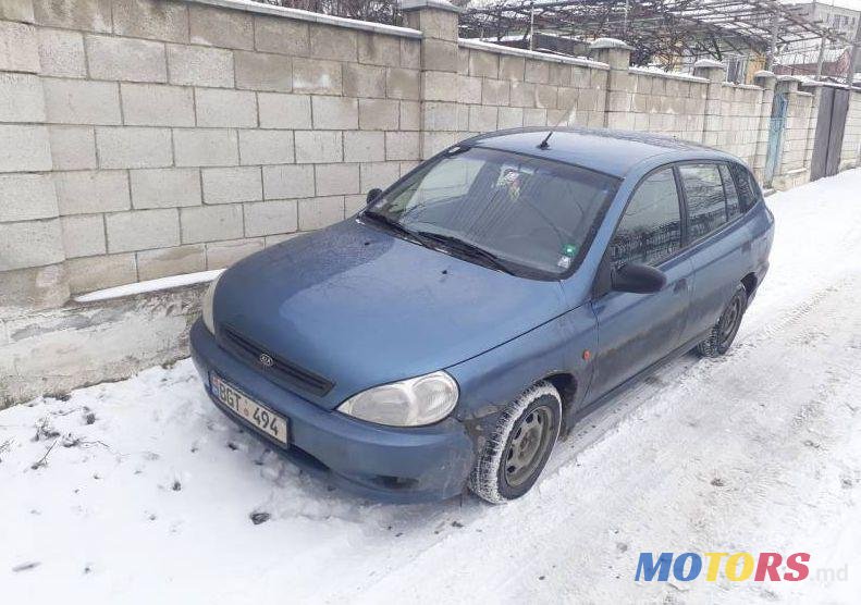 2001' Kia Rio photo #1
