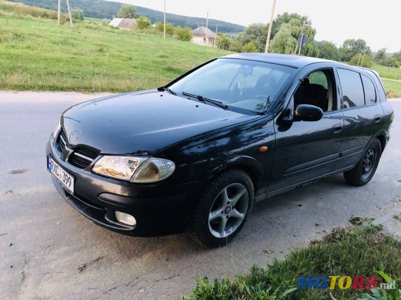 2001' Nissan Almera photo #1