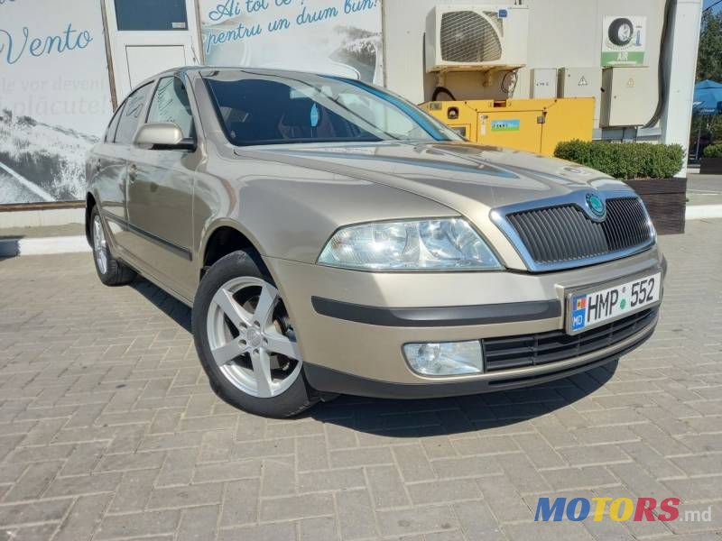 2005' Skoda Octavia photo #2