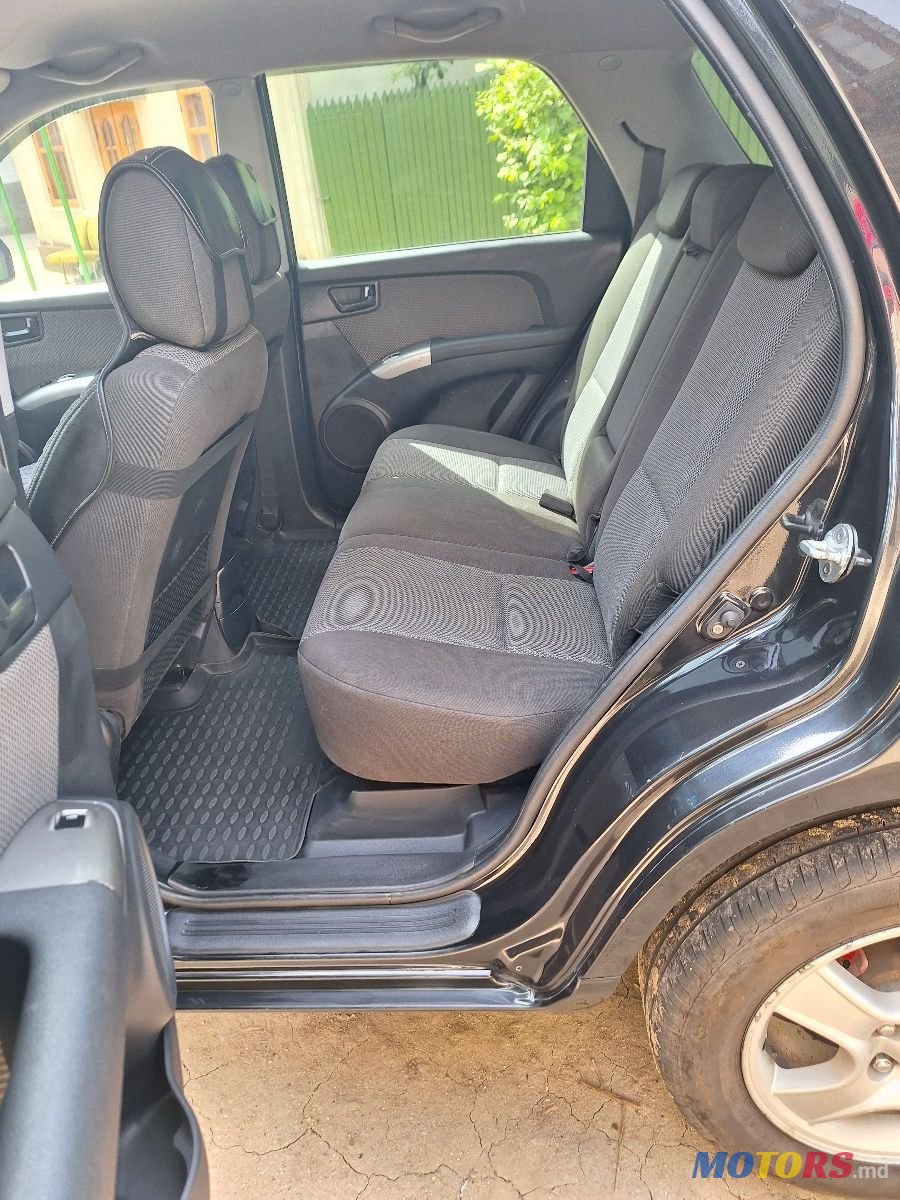 2008' Kia Sportage photo #3