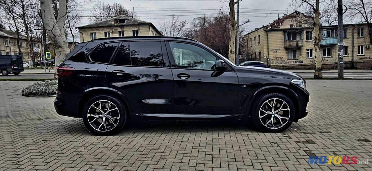2020' BMW X5 photo #5